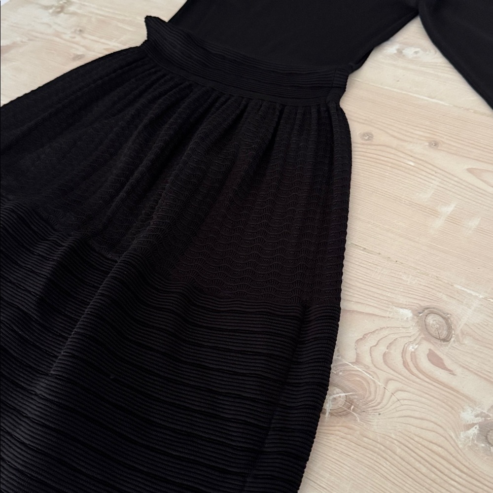 Victoria’s Secret bow back knit dress - Picture 3 of 7